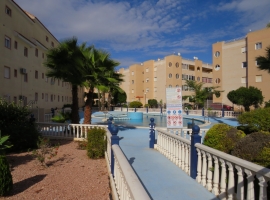 Apartment - Sale - Torrevieja - Pinada de san luis