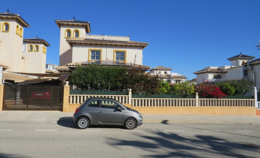 Sale - Villa - La marina - El Pinet