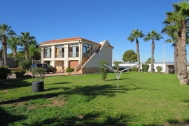 Sale - Chalet - Elche - La Marina