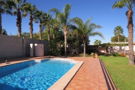 Sale - Chalet - Elche - La Marina