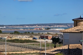 Sale - Apartment - La marina - El Pinet